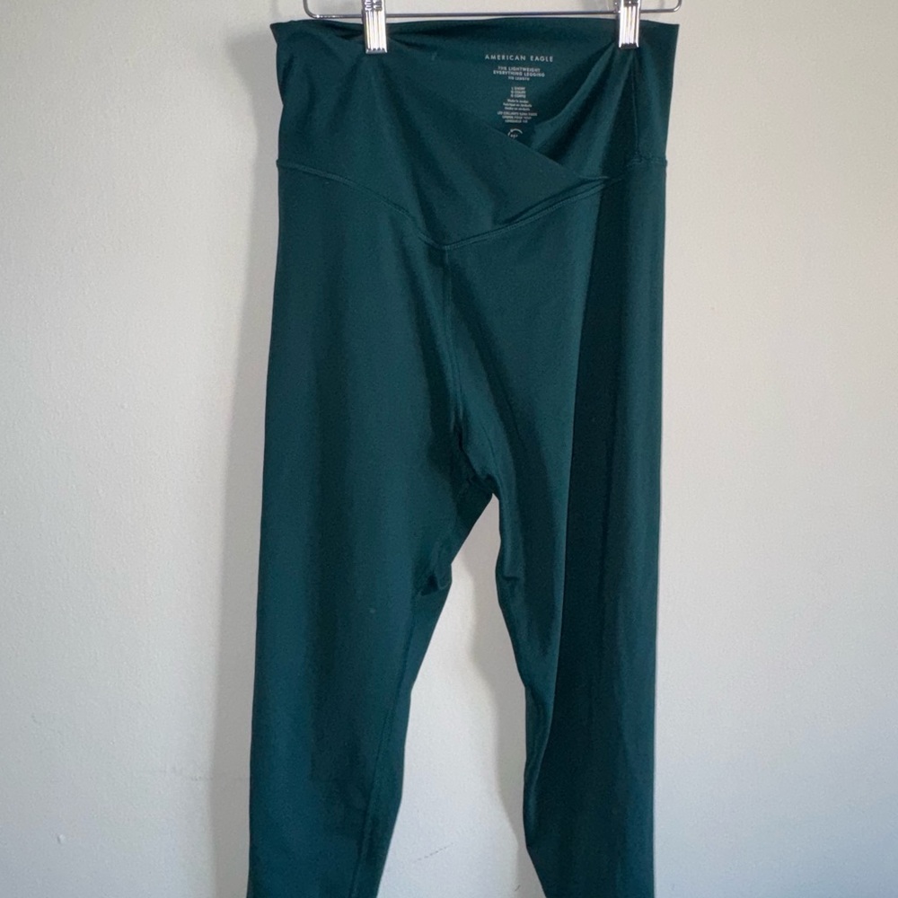 Forrest Green American Eagle Leggings Size Large Women’s